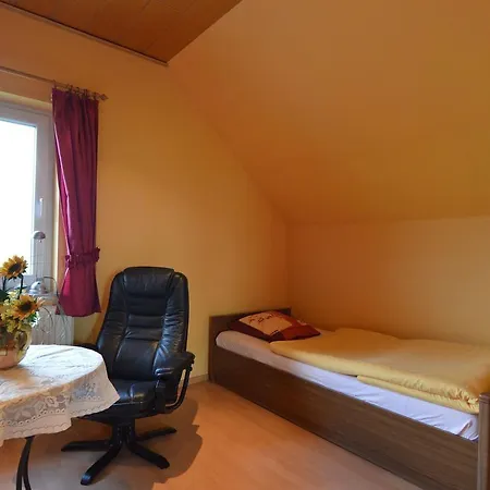 Am Bauernhof * Burg Reuland